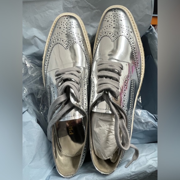 🔻SOLD🔺Authentic Brand New Prada Oxford Women’s 40.5 Shoes - Picture 3 of 8